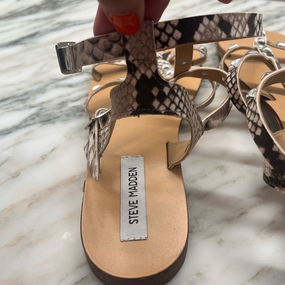 STEVE Madden Beyond Ankle Strap Sandals - Picture 4 of 10